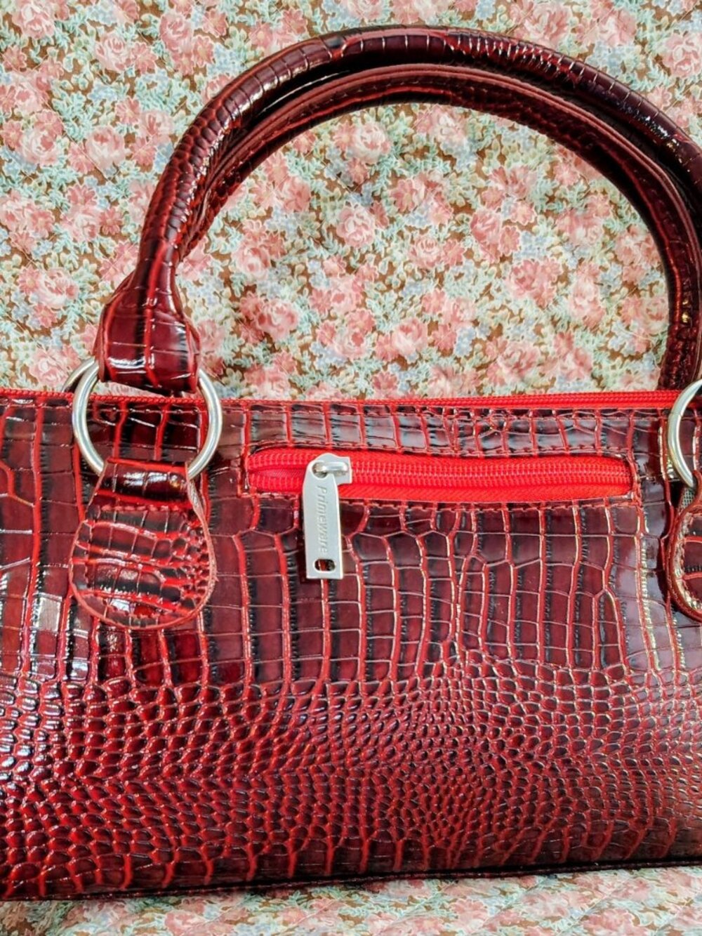 NWOT Insulated Wine Purse – Red Croc Faux Leather Cooler Tote Bag
